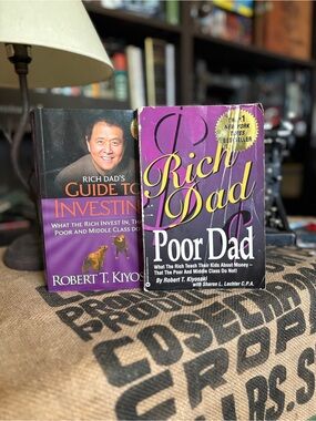Kiyosaki - “Rich Dad” book bundle
